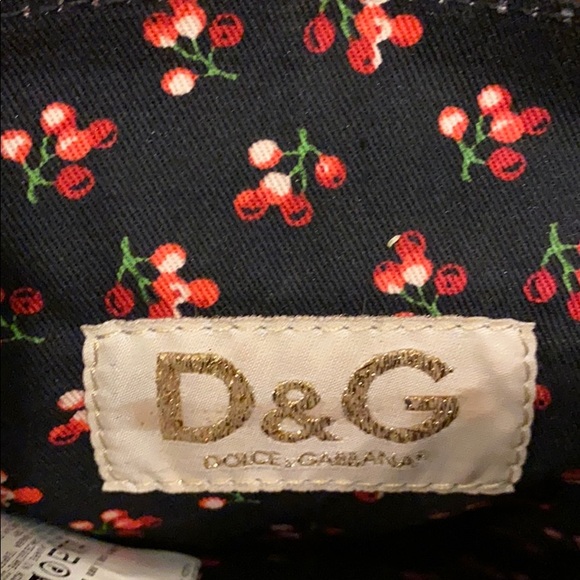 Dolce and Gabbana handbag - Picture 5 of 16